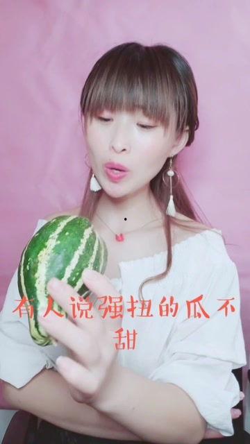 娱乐吃瓜酱审美,揭秘明星们的时尚穿搭与潮流风向标